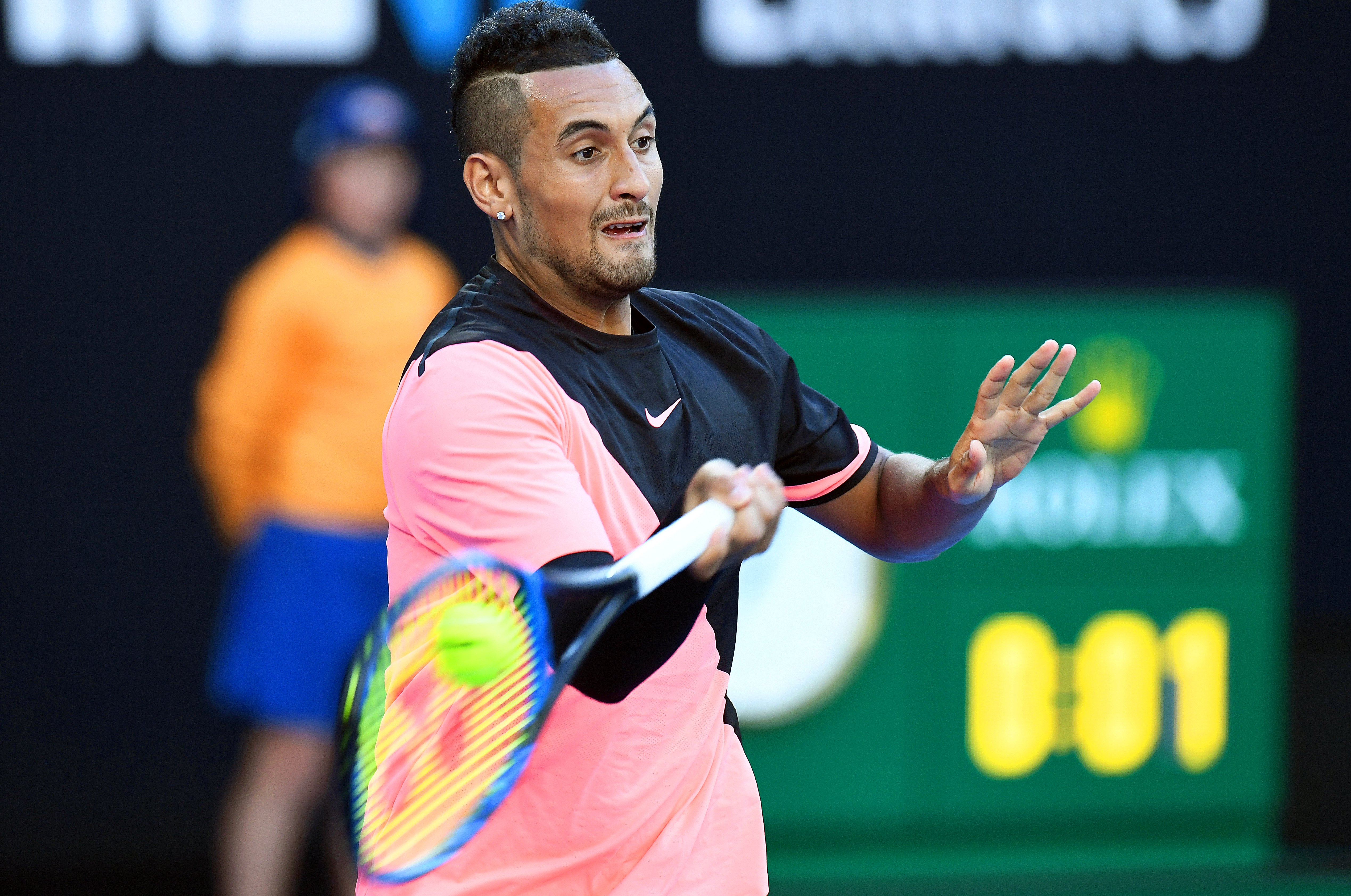 美国网球队鏖战法国网球队，克耶高斯惊艳世界的简单介绍