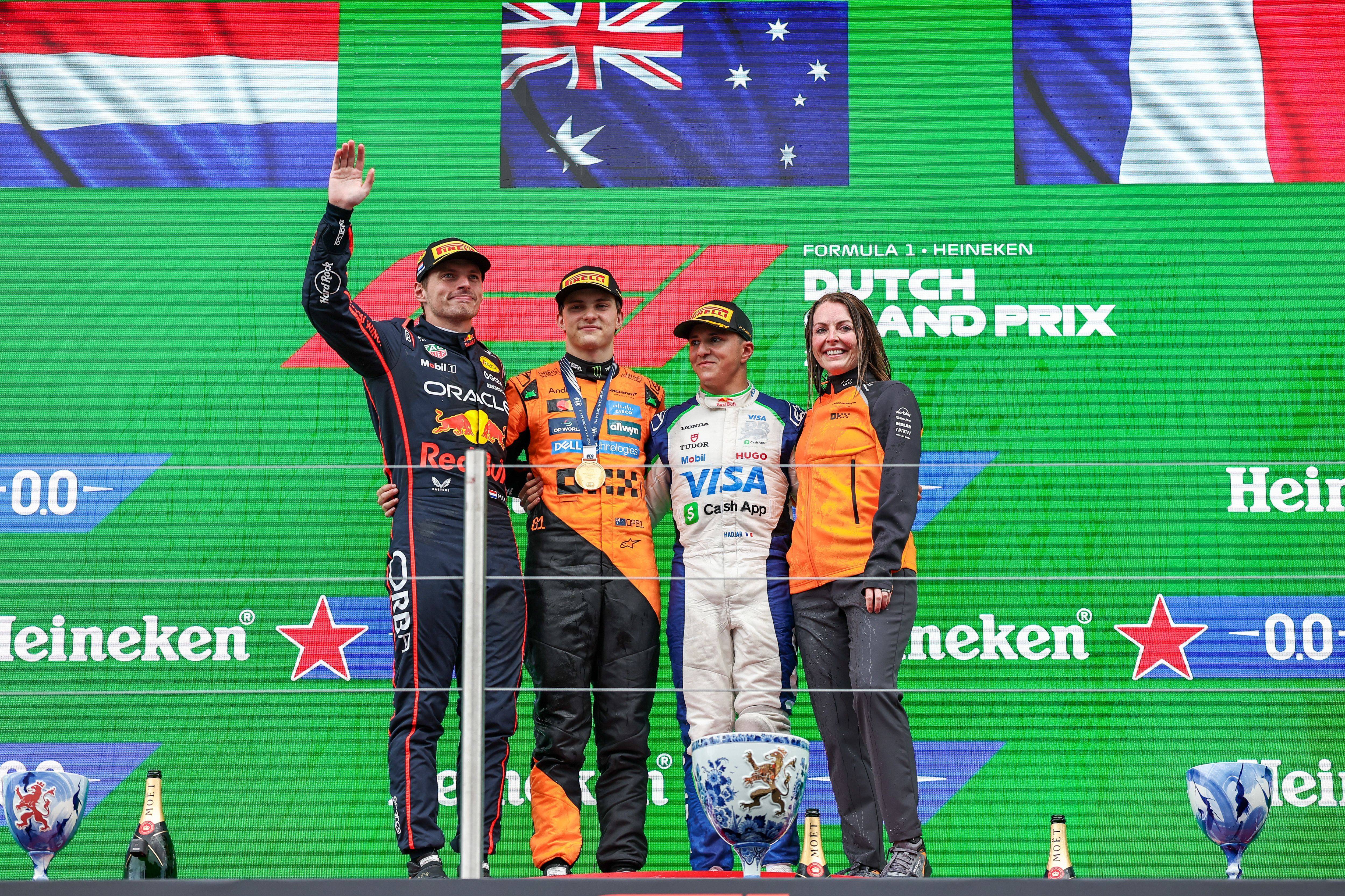 爱游戏官方入口-关于红牛车队翻盘阿斯顿马丁，皮亚斯特里点燃赛场的信息