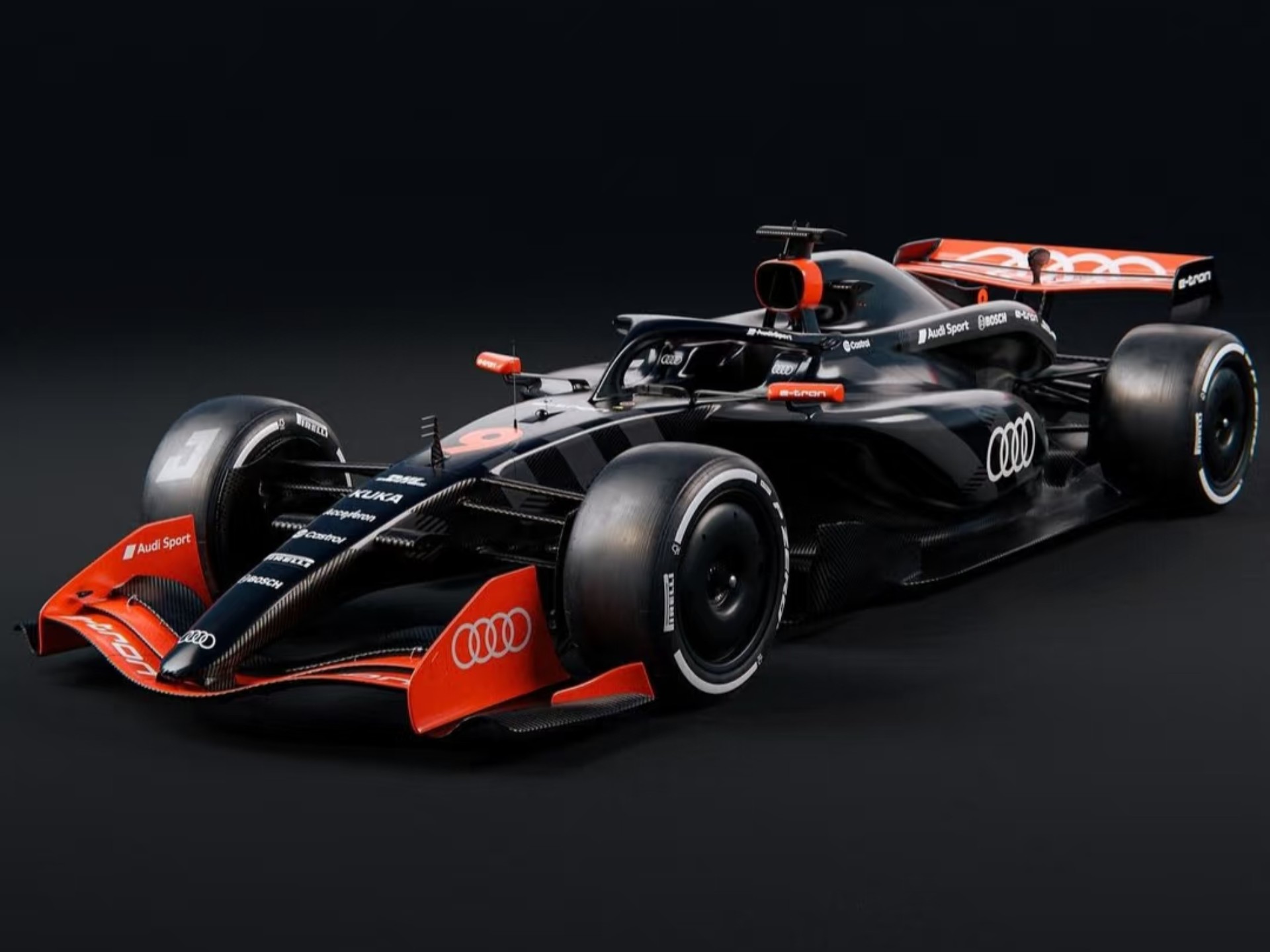 索伯车队险胜红牛车队，拉塞尔带队取胜