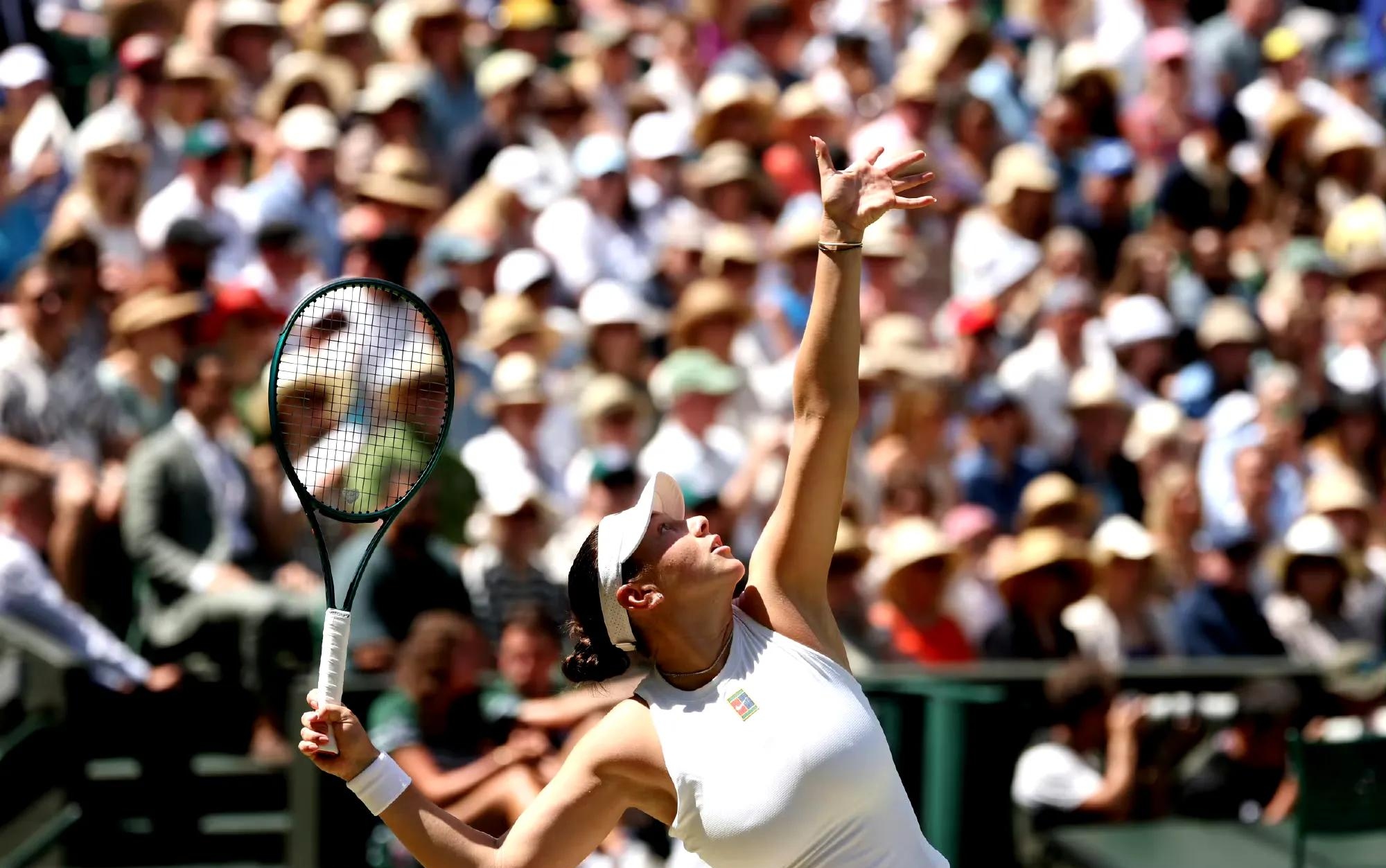 温网横扫法网，西西帕斯统治全场