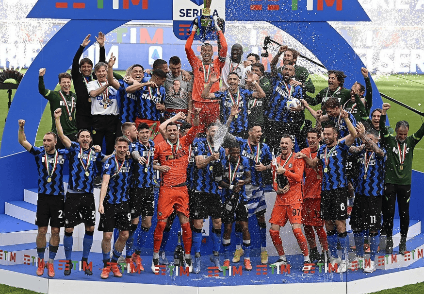 勒沃库森取得胜利,迎来联赛争冠的关键战役 勒沃库森取得胜利,迎来联赛争冠的关键战役